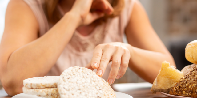 Save time and money while still eating gluten-free with Guiltless To Go App. Discover how the app makes healthy on-demand ordering easy for moms on a gluten-free lifestyle.